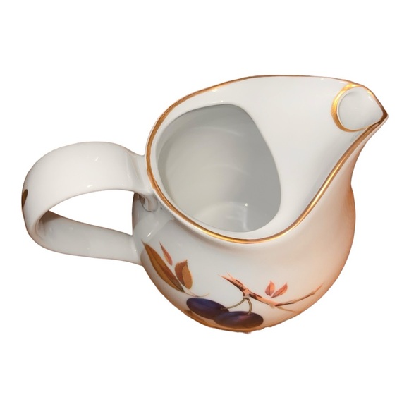 Royal Worcester Evesham Gold 56 Oz Pitcher Made in England-1961 - Picture 2 of 6